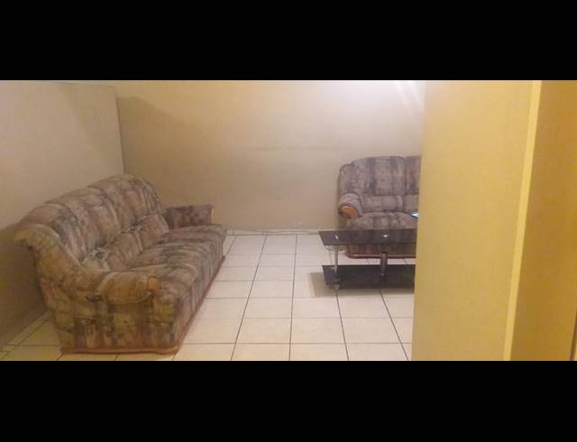 1 BEDROOM PROPERTY TO RENT IN ARCADIA